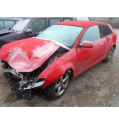 Verin de coffre AUDI A3 2 Photo n°4