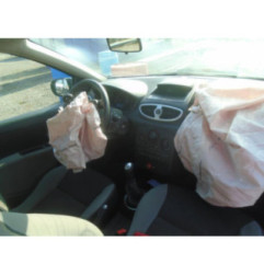 Bouton de warning RENAULT CLIO 3 Photo n°7