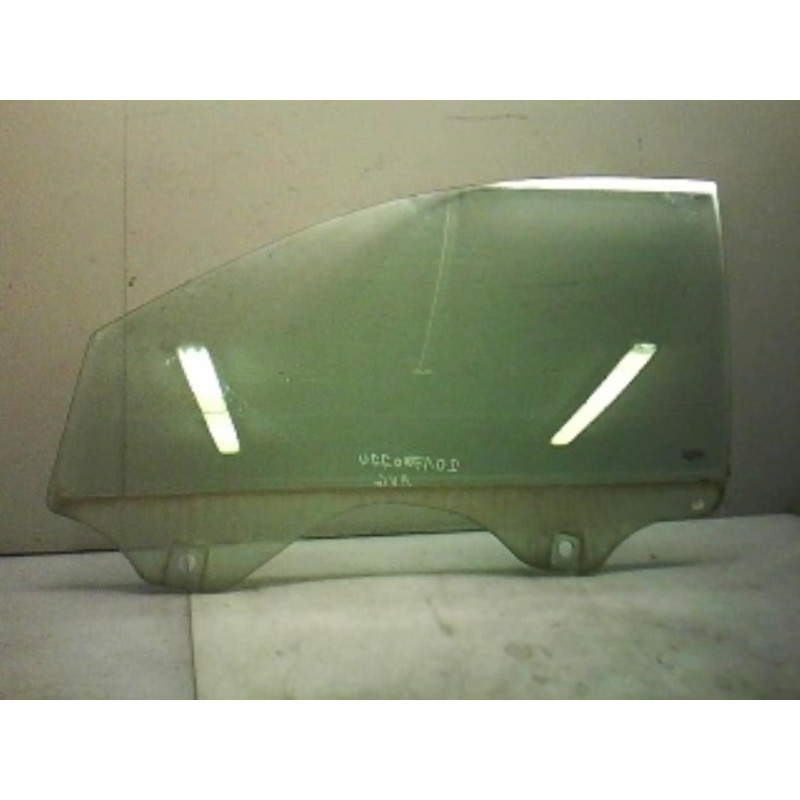 Vitre avant gauche VOLKSWAGEN TOUAREG 1