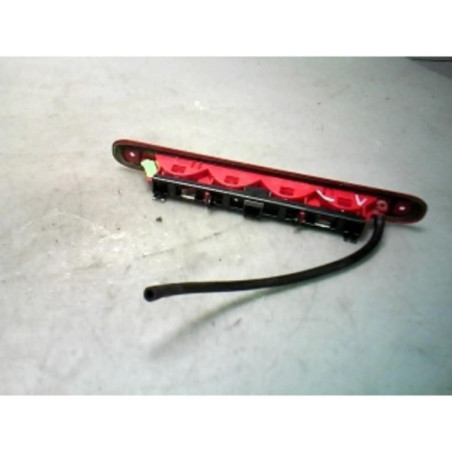 Feu arriere stop central PEUGEOT 107