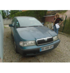 Retroviseur droit SKODA OCTAVIA 1 Photo n°5