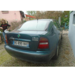 Retroviseur droit SKODA OCTAVIA 1 Photo n°7