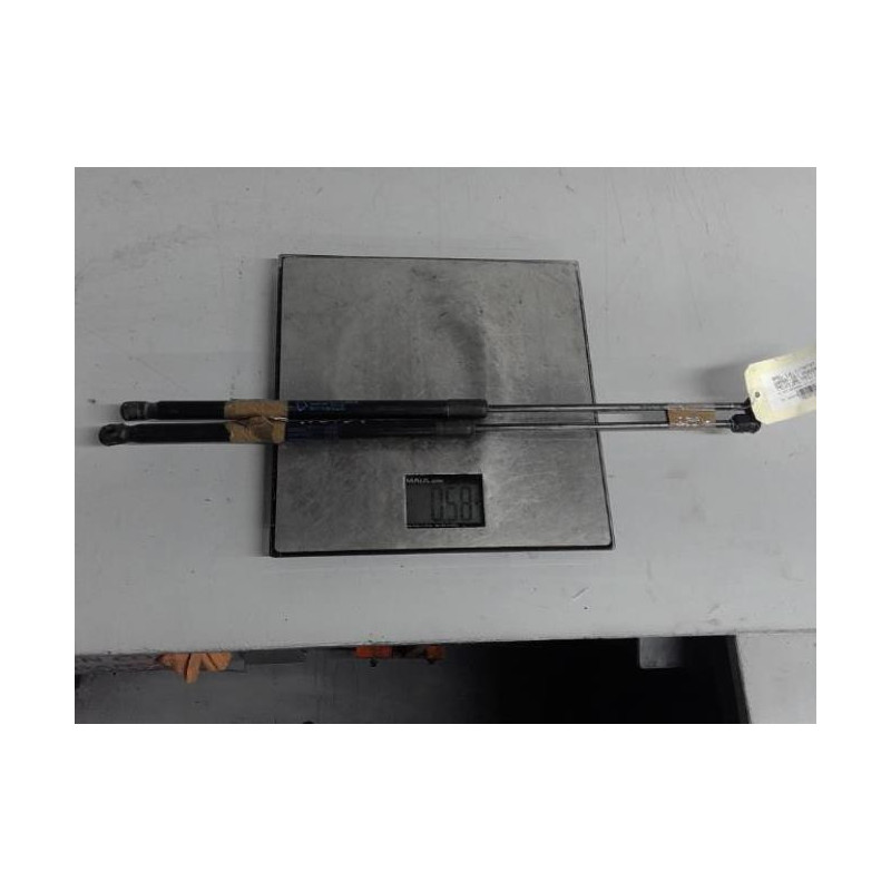 Verin de coffre OPEL CORSA D