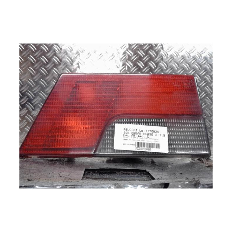 Feu arriere secondaire droit (feux) PEUGEOT 405