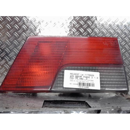 Feu arriere secondaire droit (feux) PEUGEOT 405 Photo n°1