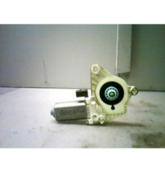 Moteur leve vitre avant gauche MERCEDES CLASSE A 169 Photo n°3