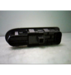 Interrupteur de leve vitre avant droit PEUGEOT 308 1 Photo n°1