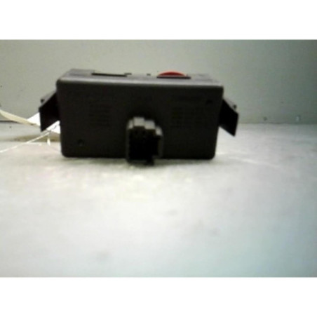 Bouton de warning RENAULT CLIO 3