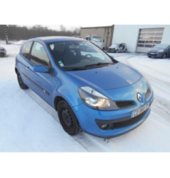 Bouton de warning RENAULT CLIO 3 Photo n°4