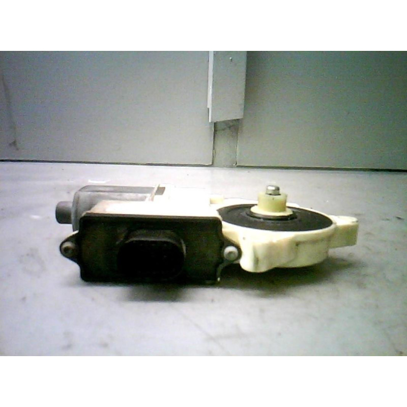 Moteur leve vitre avant droit BMW X3 E83