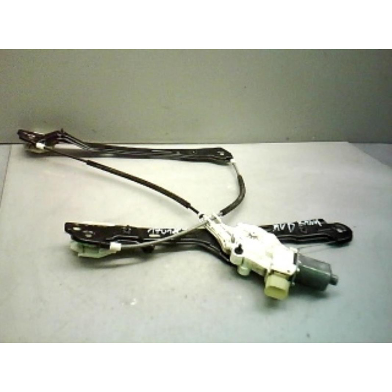 Moteur leve vitre avant droit BMW SERIE 1 E87