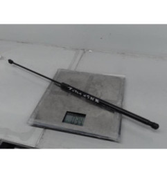 Verin de capot VOLKSWAGEN GOLF 5 Photo n°1