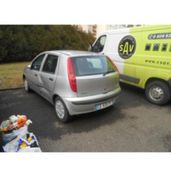 Feu arriere stop central FIAT PUNTO 2 Photo n°4