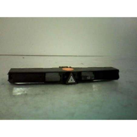 Bouton de warning OPEL ASTRA H Photo n°1