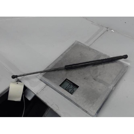 Verin de coffre PEUGEOT 107