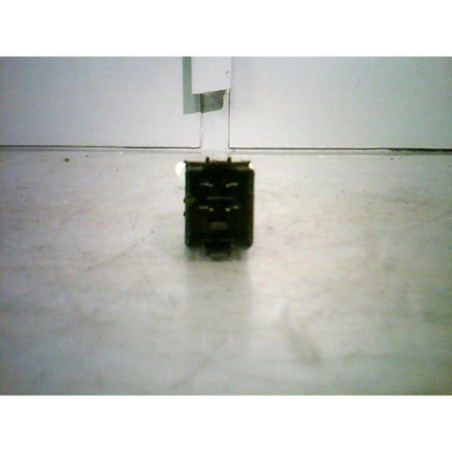 Bouton de warning VOLKSWAGEN GOLF 5