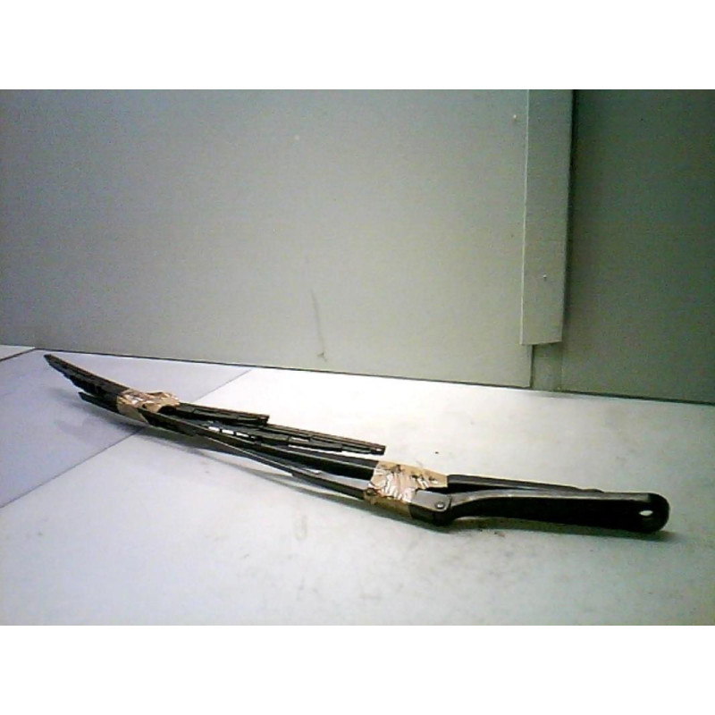 Bras essuie glace avant BMW X3 E83