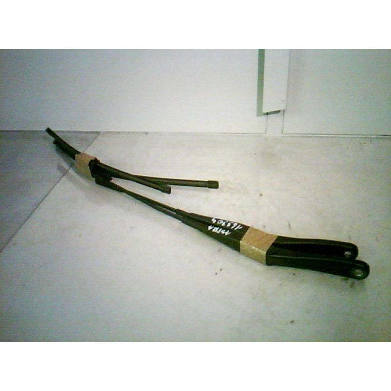 Bras essuie glace avant OPEL ASTRA H