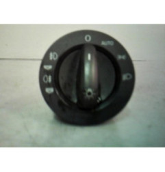 Commande de phare AUDI A6 3 Photo n°1
