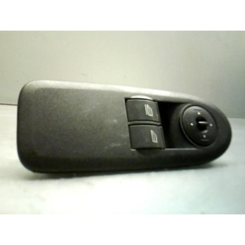 Interrupteur de leve vitre avant gauche FORD C-MAX 1