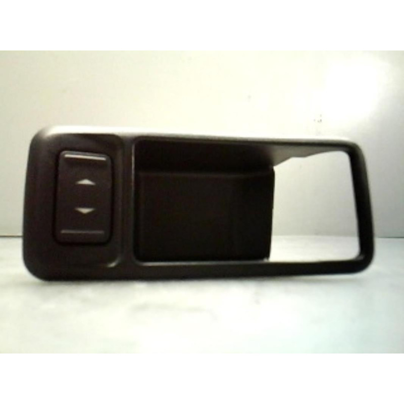Interrupteur de leve vitre avant droit FORD C-MAX 1