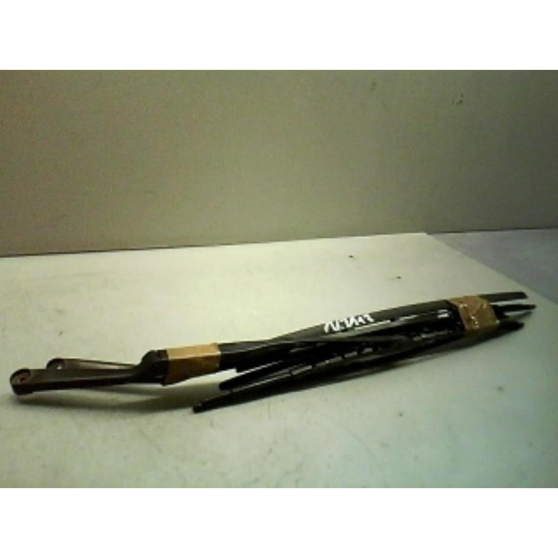 Bras essuie glace avant MERCEDES CLASSE SLK 170