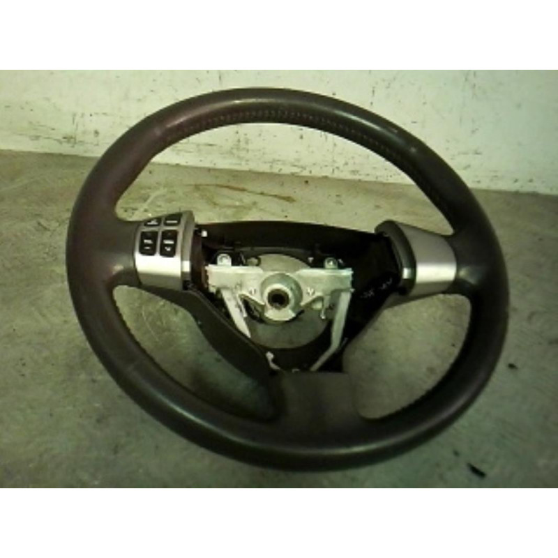 Volant SUZUKI SWIFT 3