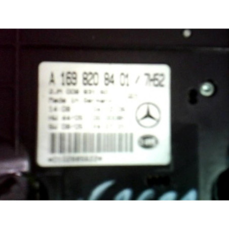 Eclairage de plafonnier MERCEDES CLASSE B 245 Photo n°1