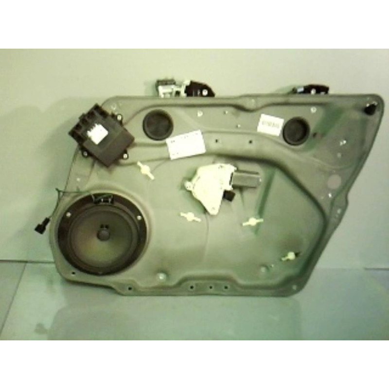 Moteur leve vitre avant droit MERCEDES CLASSE B 245