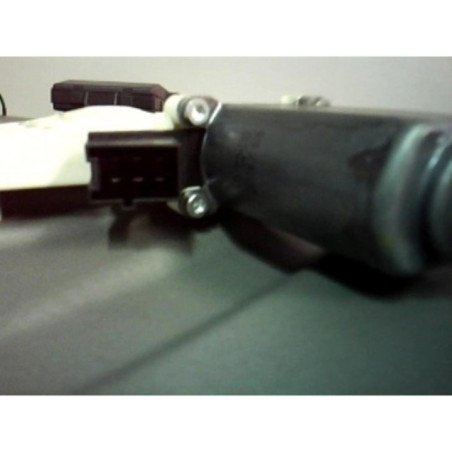 Moteur leve vitre avant droit MERCEDES CLASSE B 245