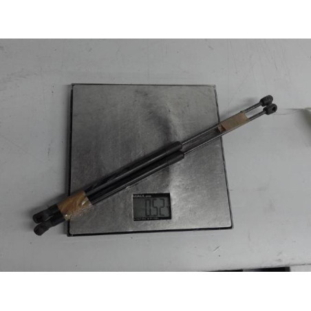 Verin de coffre AUDI A3 2 Photo n°1