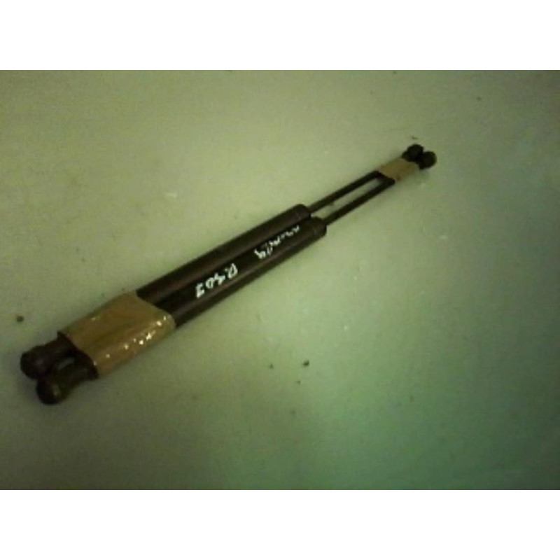 Verin de coffre PEUGEOT 307