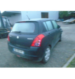 Verin de coffre SUZUKI SWIFT 3 Photo n°6