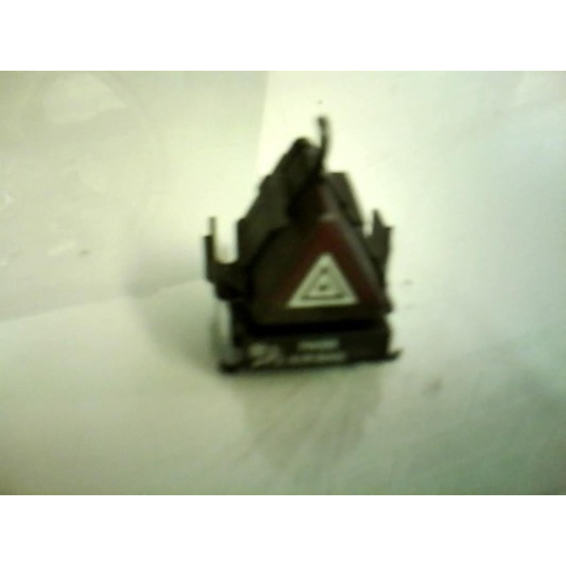 Bouton de warning KIA PICANTO 1