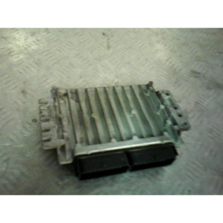 Calculateur RENAULT CLIO 2 Photo n°1