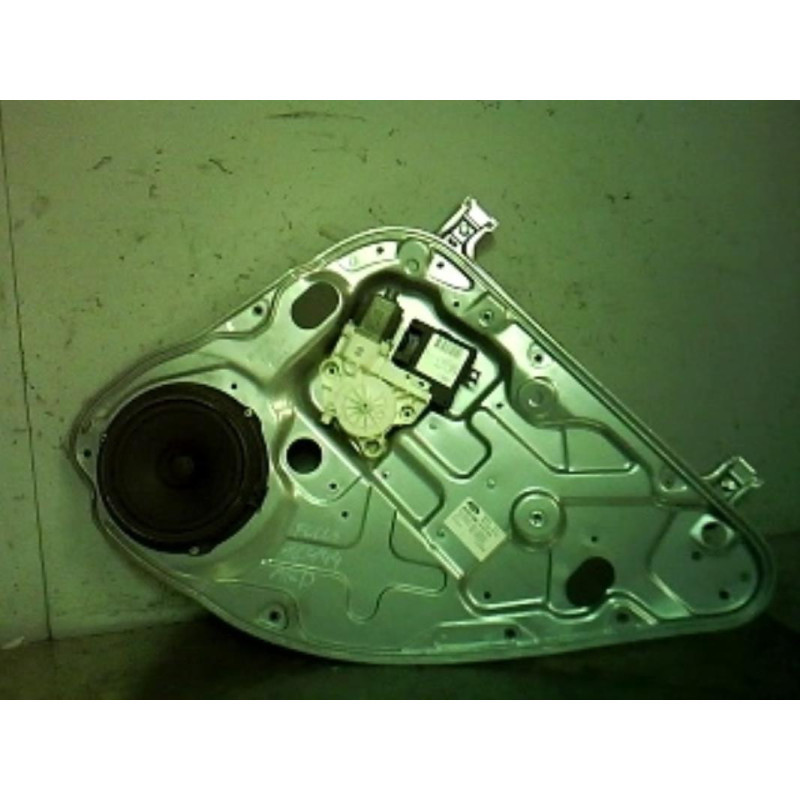 Moteur leve vitre arriere droit FORD FOCUS 2