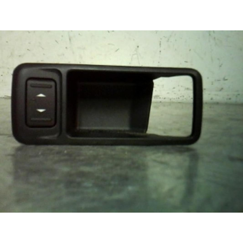 Interrupteur de leve vitre arriere droit FORD FOCUS 2