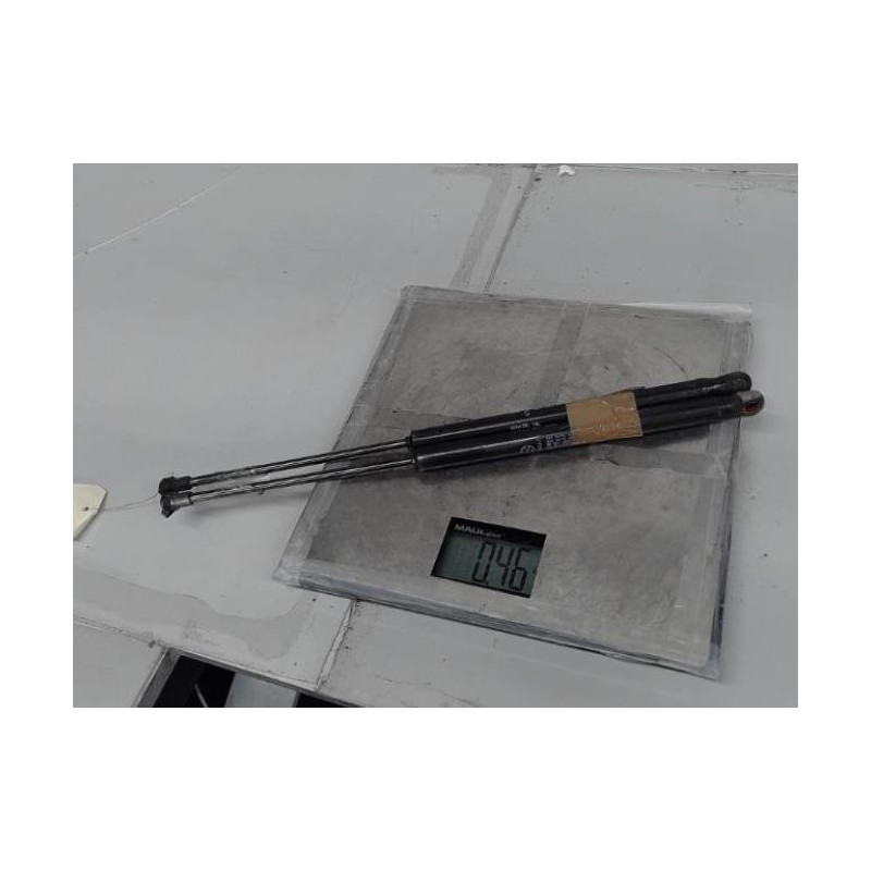 Verin de coffre VOLKSWAGEN FOX