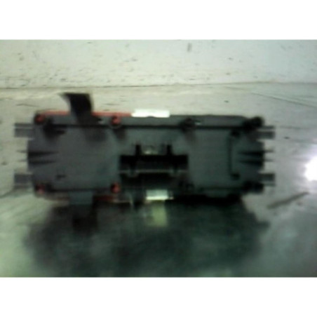 Bouton de warning RENAULT SCENIC 2