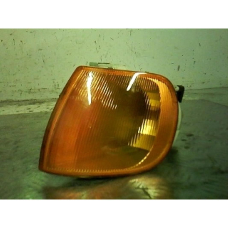Optique avant secondaire gauche (feux)(clignotant) VOLKSWAGEN POLO 3