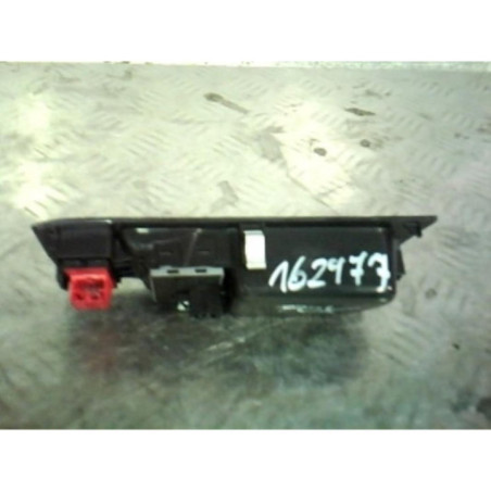 Interrupteur de leve vitre avant gauche VOLKSWAGEN FOX