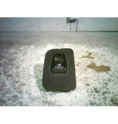 Interrupteur de leve vitre avant droit FIAT FIORINO 3 Photo n°1