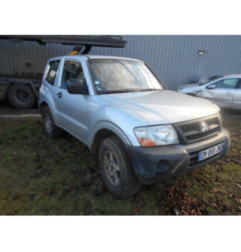 Feu arriere stop central MITSUBISHI PAJERO 3 Photo n°4