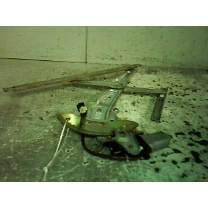 Moteur leve vitre arriere droit KIA CARENS 2