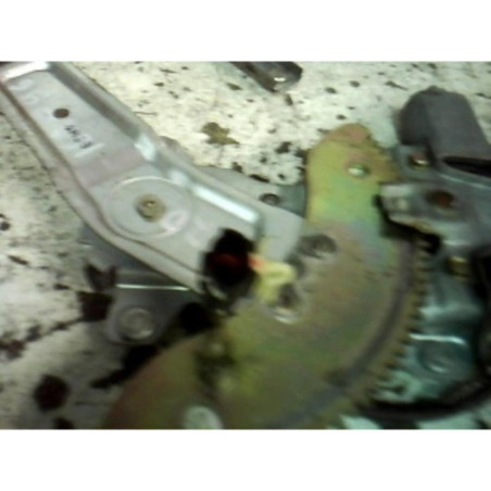 Moteur leve vitre arriere droit KIA CARENS 2