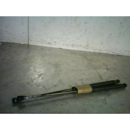 Verin de coffre FORD KA 2 Photo n°1