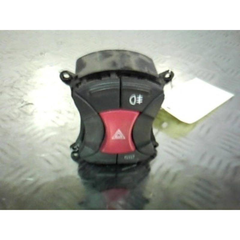 Bouton de warning FIAT DOBLO 1