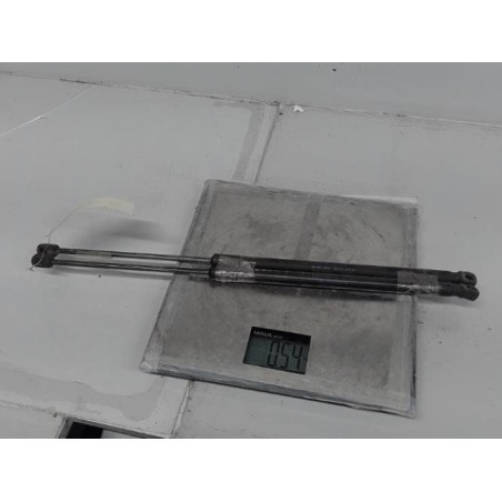 Verin de coffre MAZDA 2 1