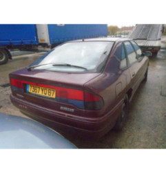 Aile avant droit RENAULT SAFRANE Photo n°5