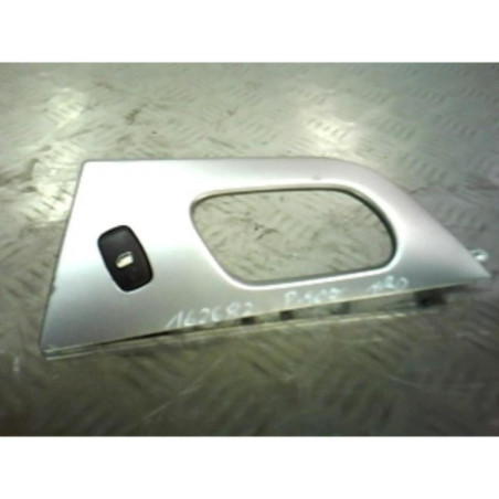 Interrupteur de leve vitre arriere droit PEUGEOT 407 Photo n°1